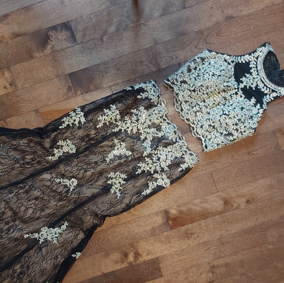 Receive it as a gift and it is not my size anymore. - Picture 3 of 6